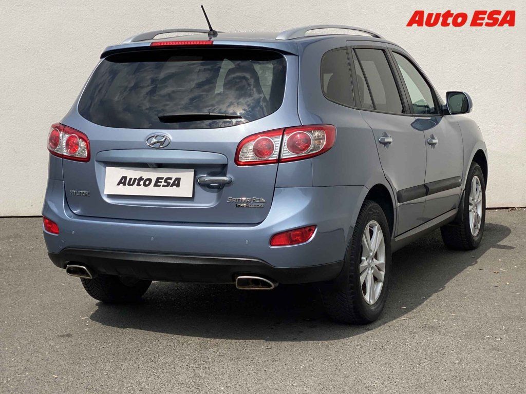 Hyundai Santa Fe, 2.2 D 4x4,1.maj,ČR,AT - fotka 4