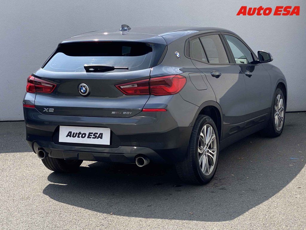 BMW X2, 2.0i SDrive20i,Sport,AT - fotka 4
