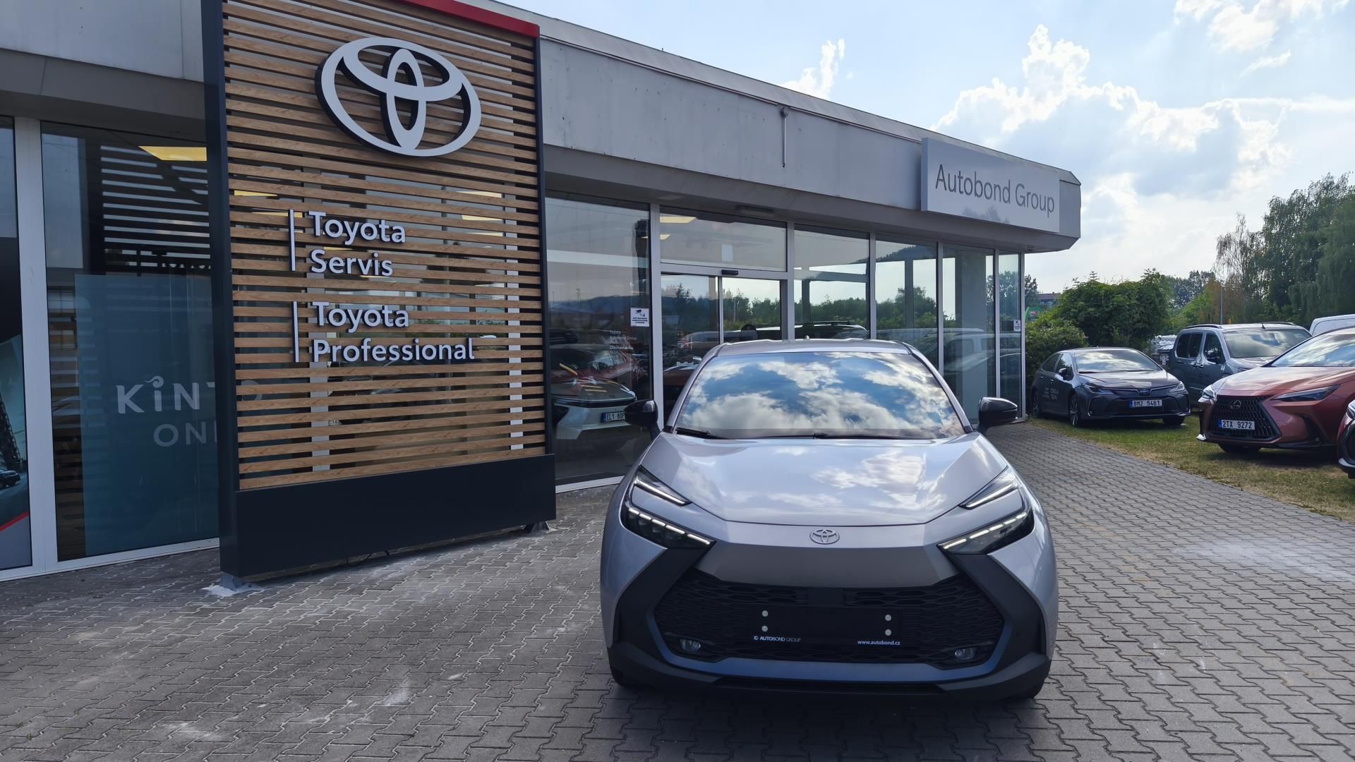 Toyota C-HR, 2.0L PHEV (2x4) STYLE - fotka 2