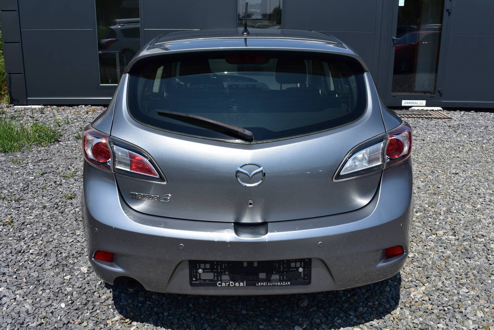 Mazda 3, 1,6 16V SPORT,1.M,KRÁSNÁ! - fotka 5