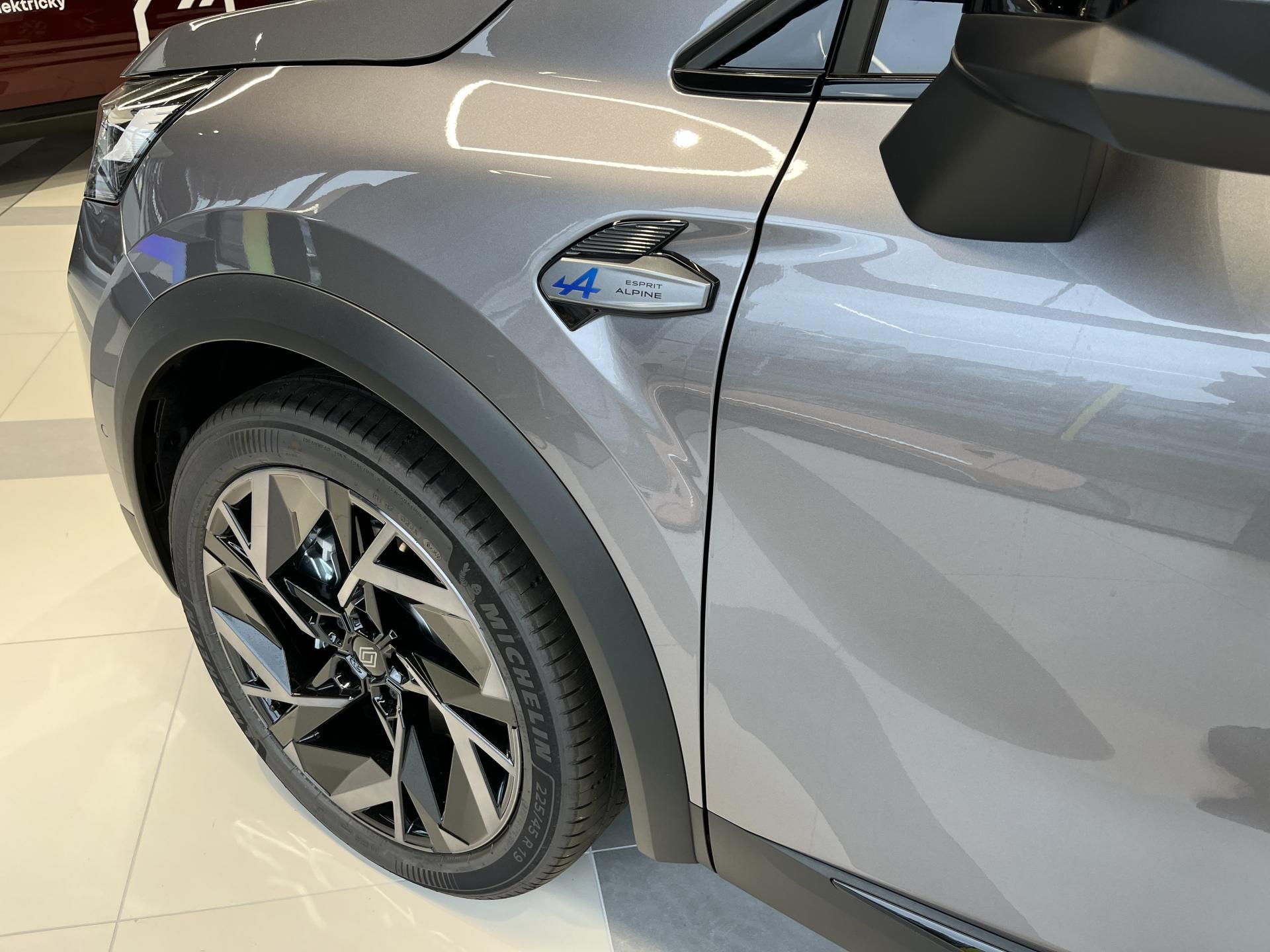 Renault Symbioz, esprit Alpine full hybrid 160 - fotka 4