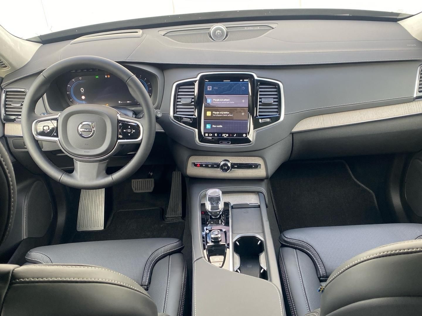 Volvo XC90, 2.0B5 AWD 184kW 4x4  ULTRA BRI - fotka 4