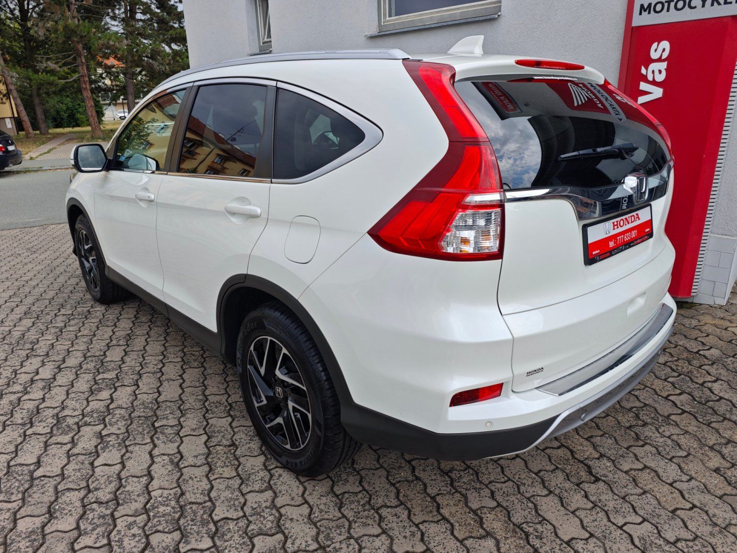 Honda CR-V, 2.0 i-VTEC Elegance Plus 4WD - fotka 4