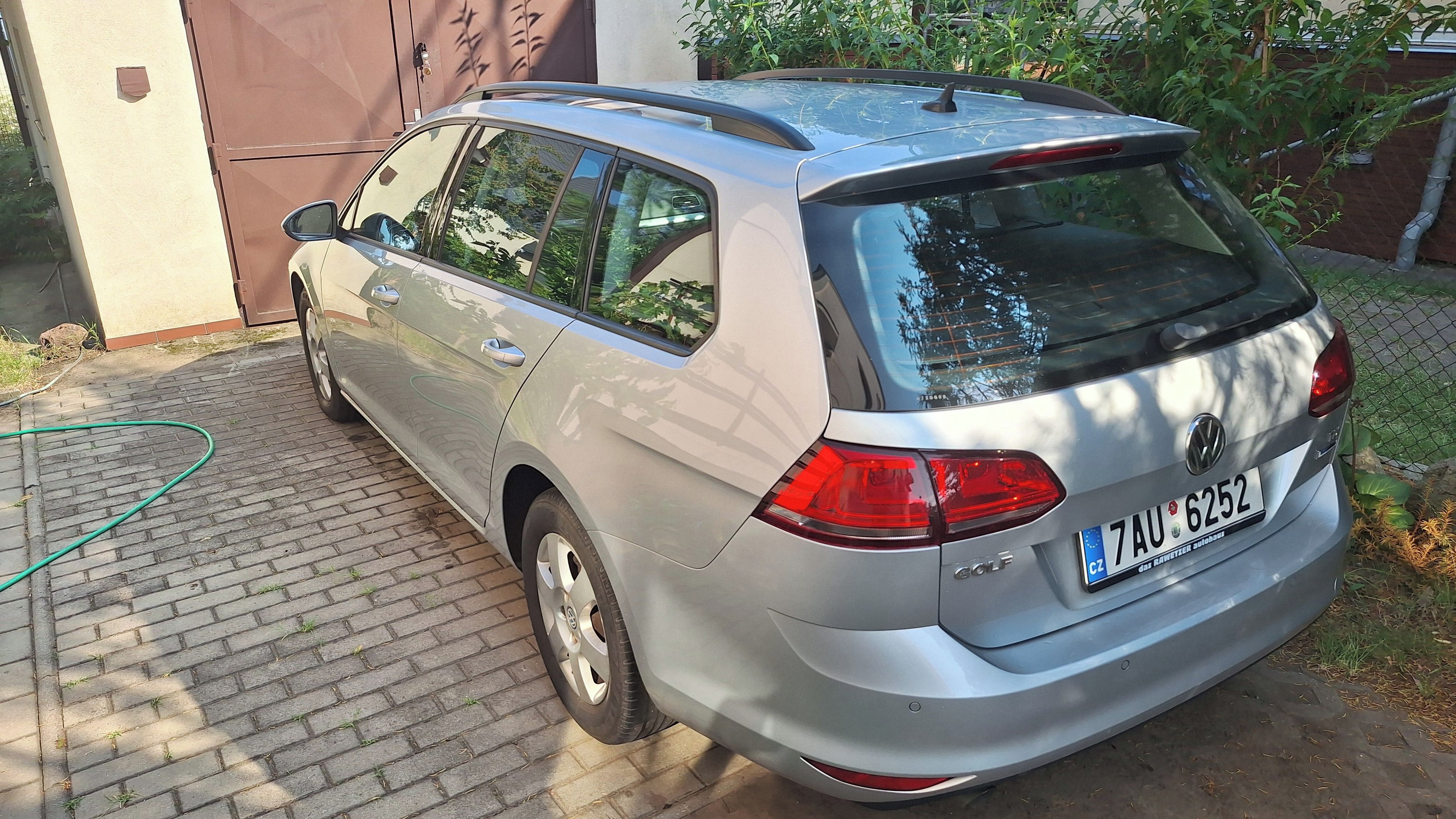 Volkswagen Golf, VW Golf Variant 1.6 TDI 81kW - fotka 3
