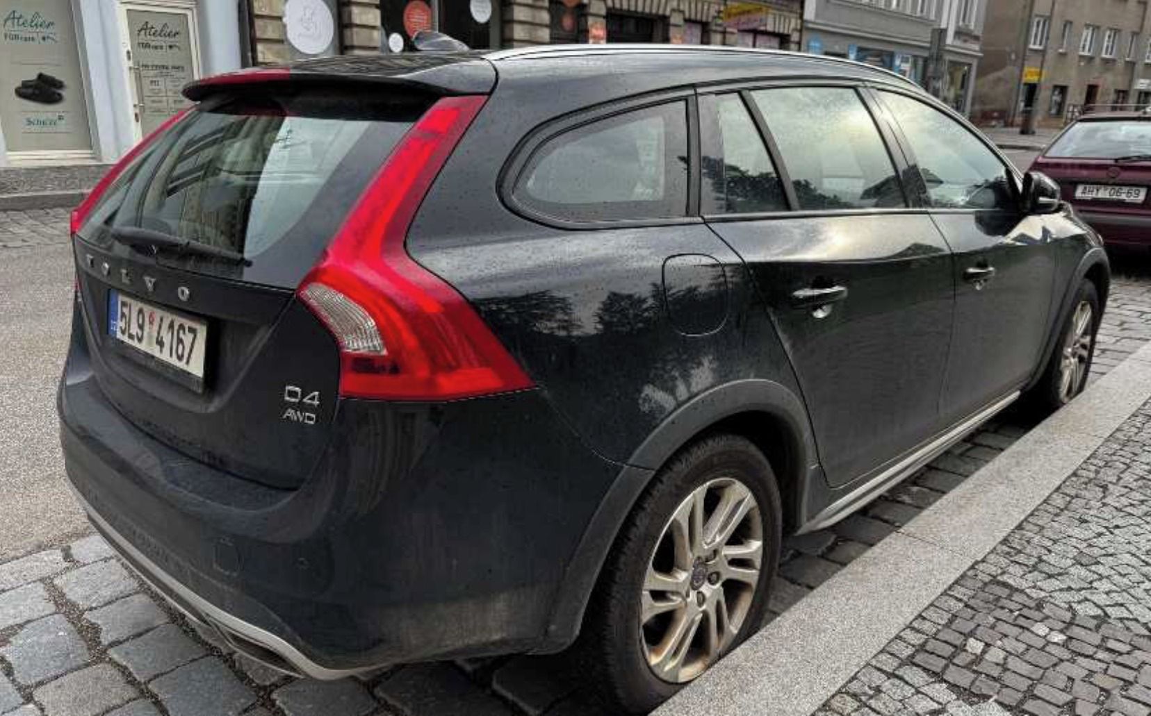 Volvo V60, CROSS COUNTRY