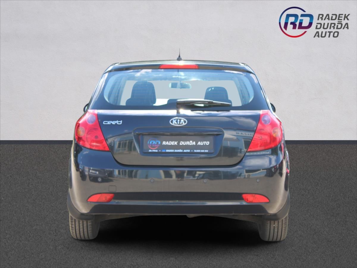 Kia Cee´d, 1,6 CRDi  NOVÉ V ČR,1.MAJITEL - fotka 6