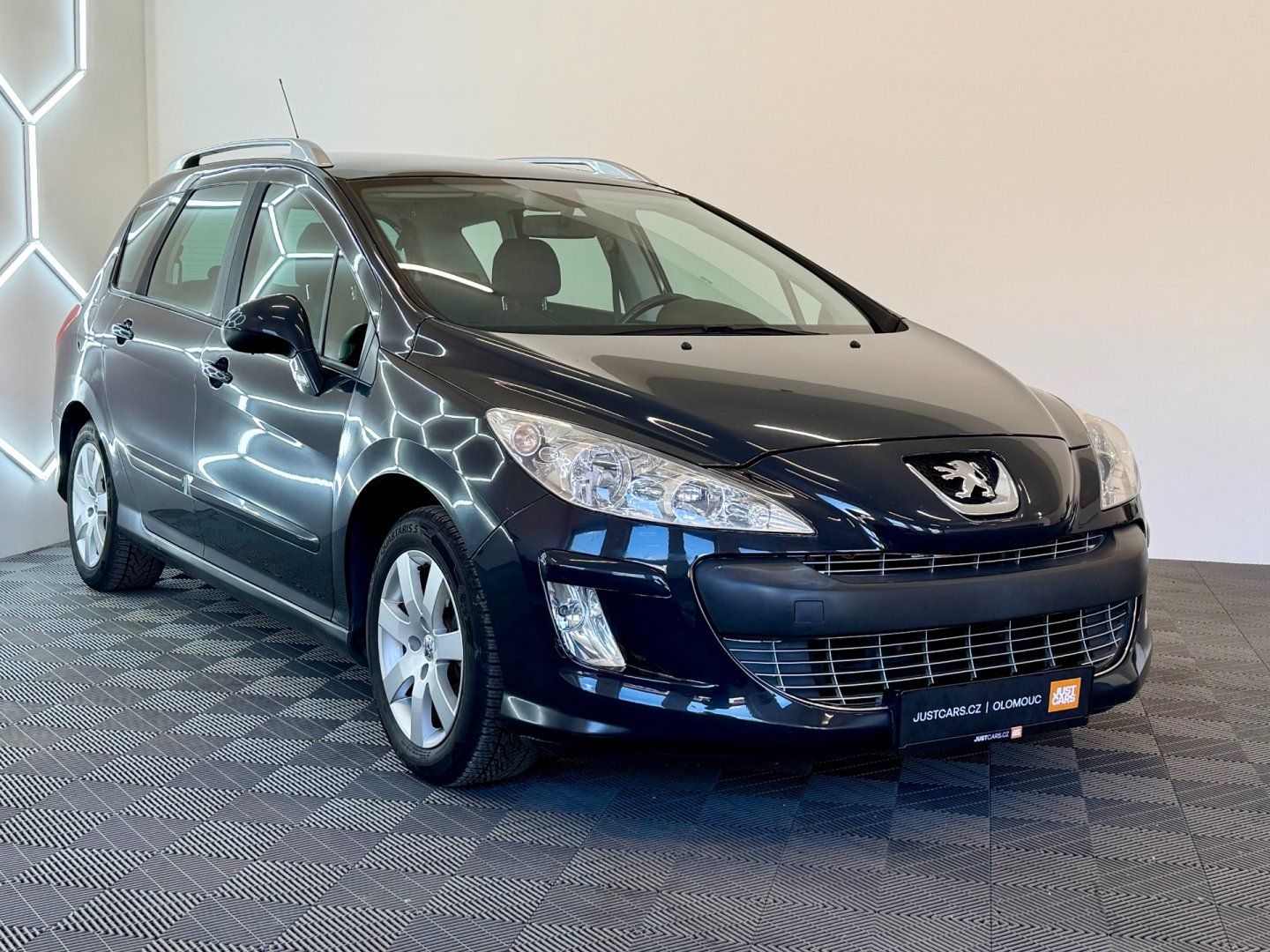 Peugeot 308, 1.6VTi, ČR, 1.Majitel - fotka 3