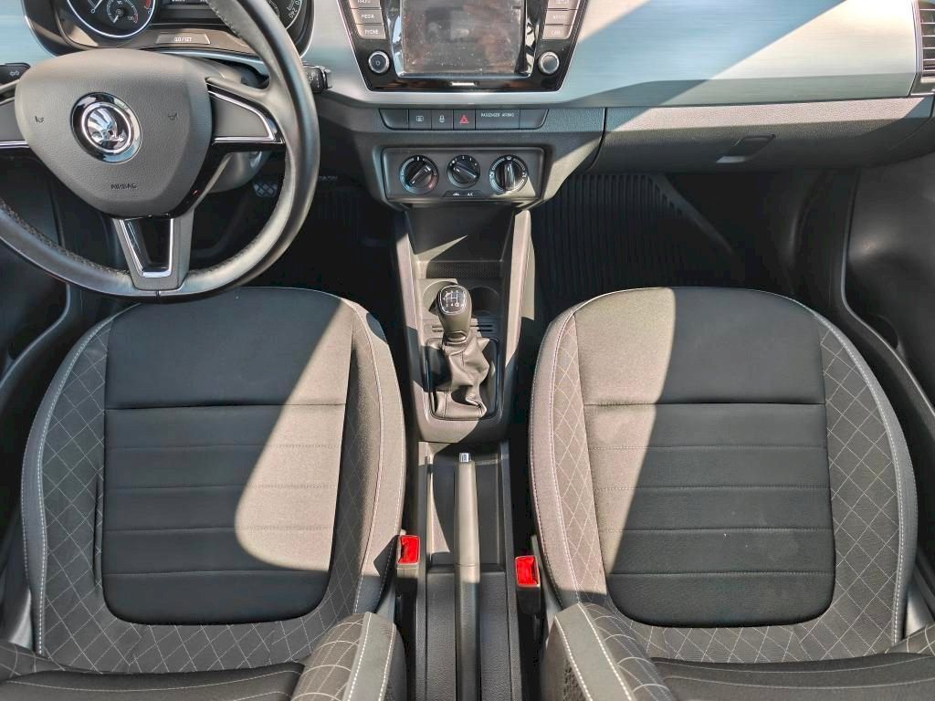 Škoda Fabia, 1,0 MPI / 55 kW Ambition - fotka 6
