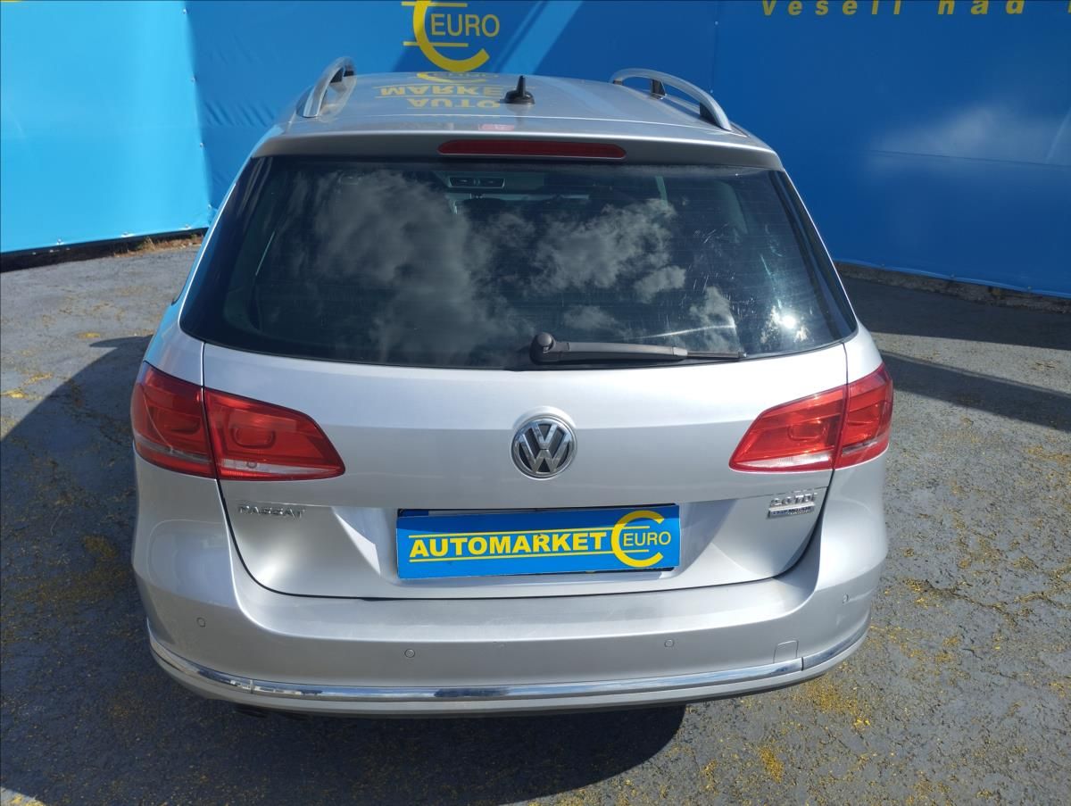 Volkswagen Passat, 2,0 TDi 103KW DSG - fotka 5