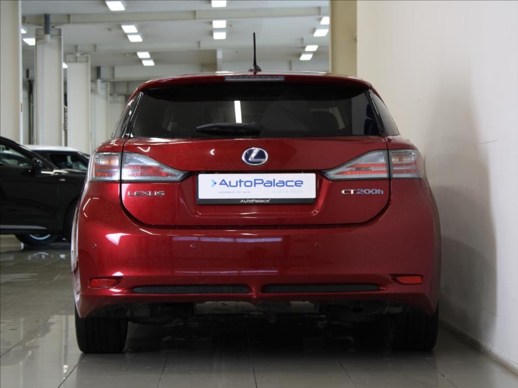 Lexus CT 200h, 1,8 Hybrid 100kW 2.majitel.ČR - fotka 4