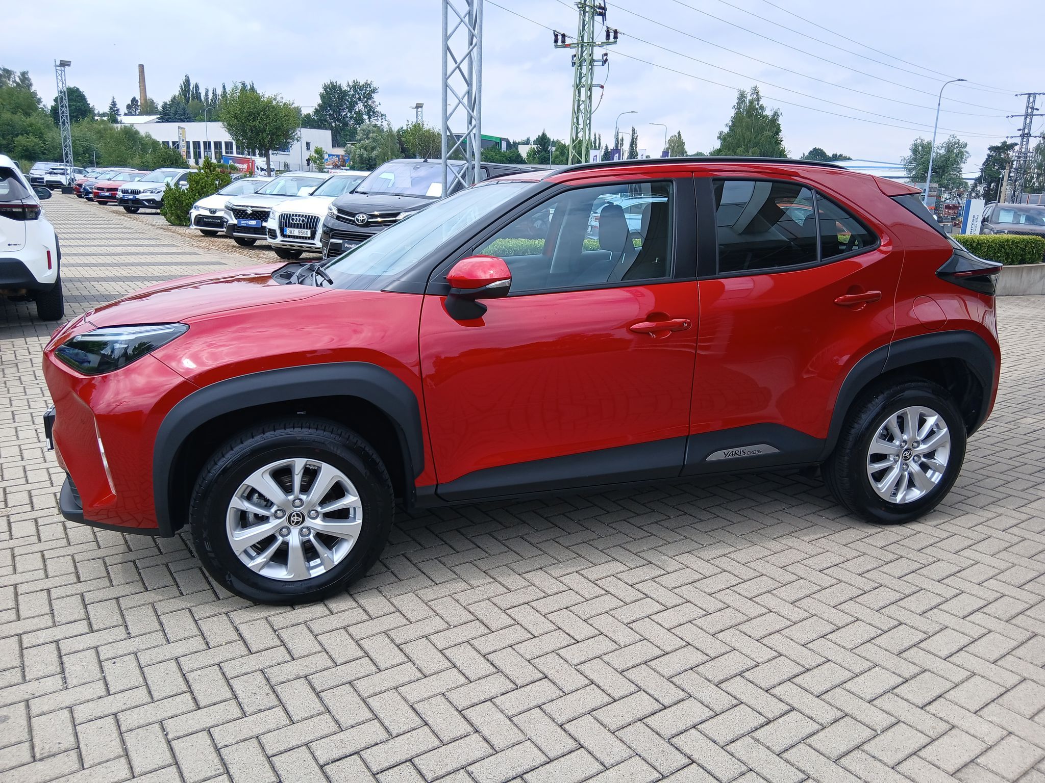 Toyota Yaris Cross, 1.5 Hybrid e-CVT Comfort - fotka 3