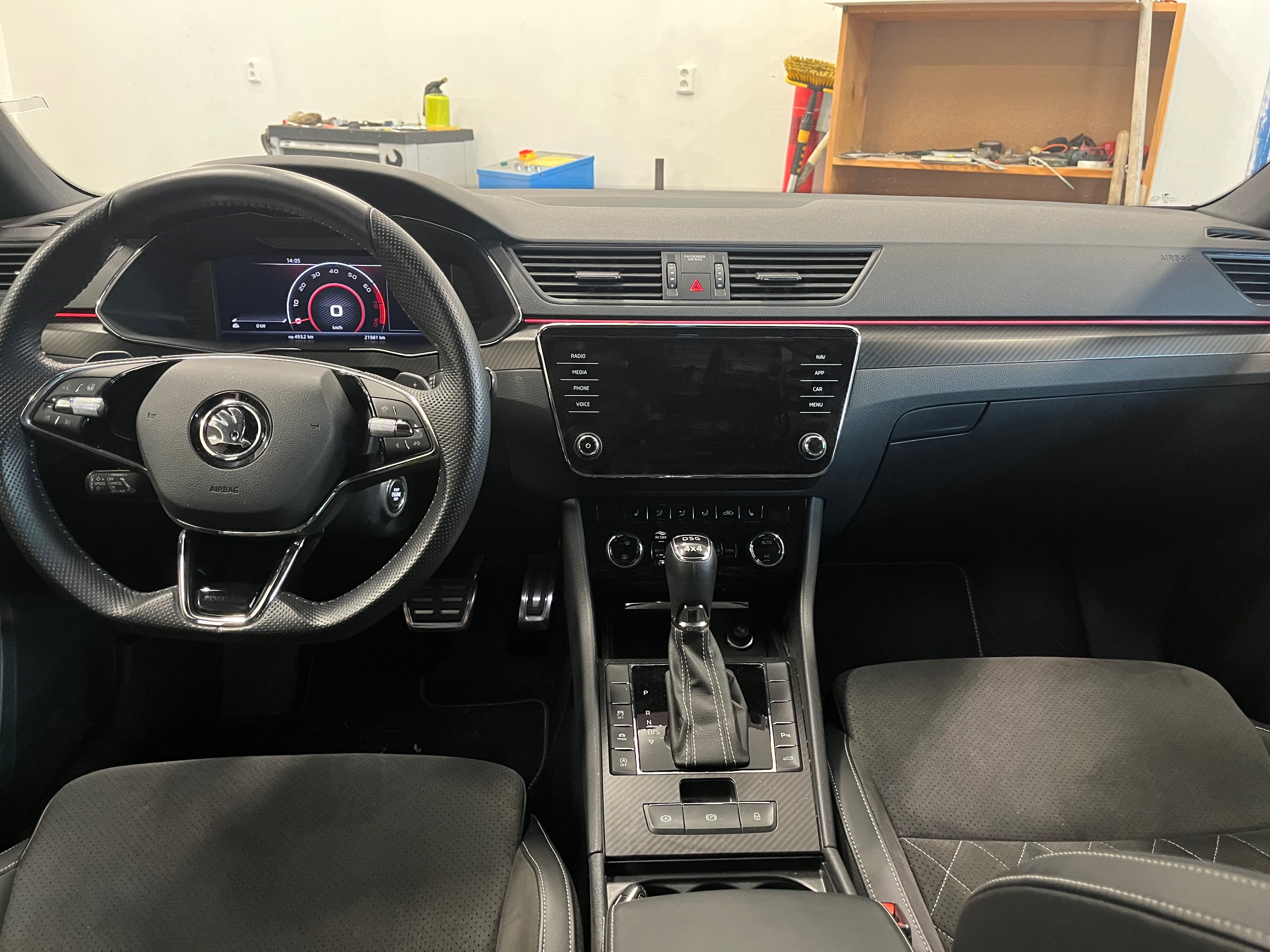 Škoda Superb, 2.0 tsi - fotka 5