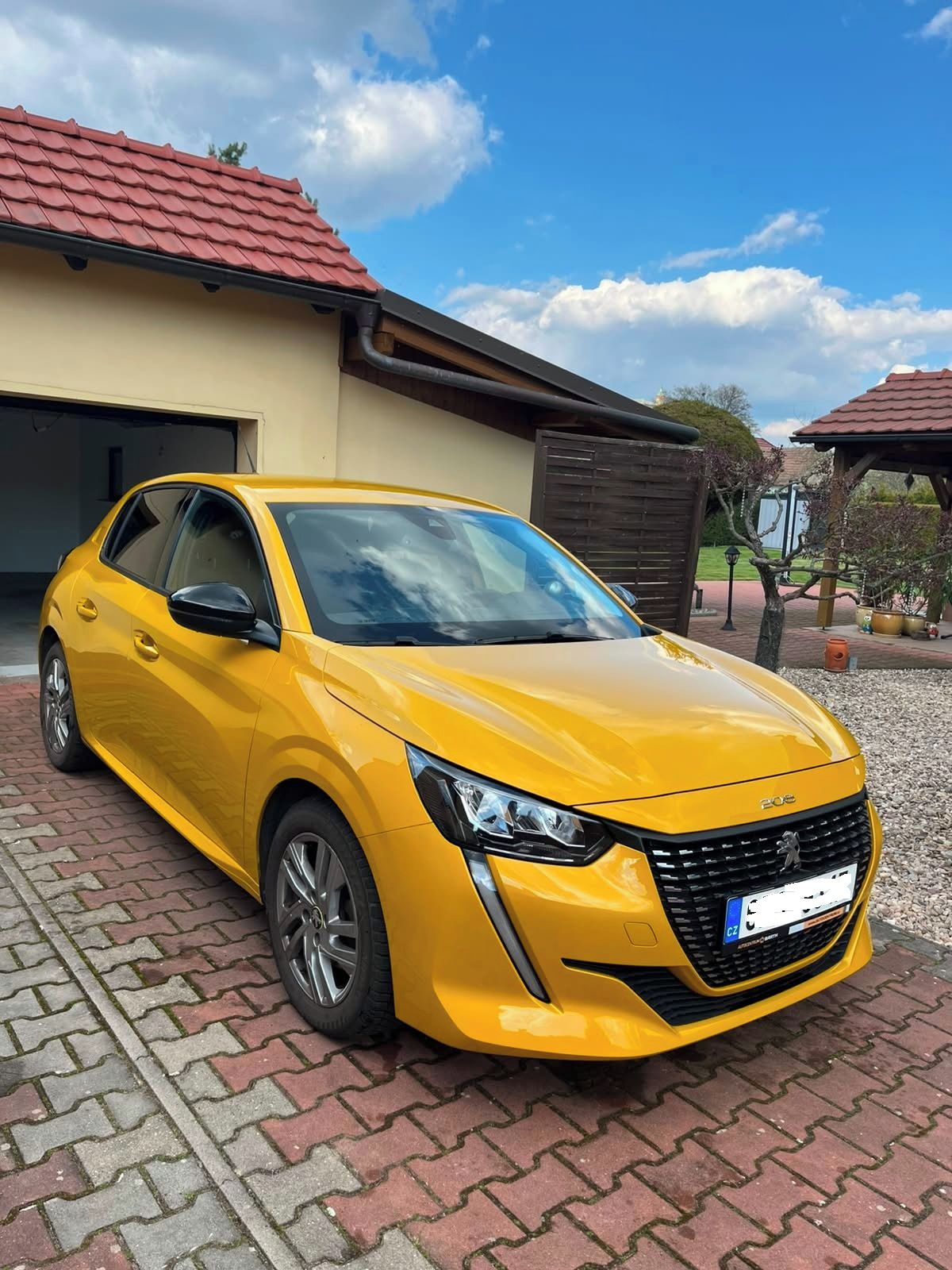 Peugeot 208, Peugot 208