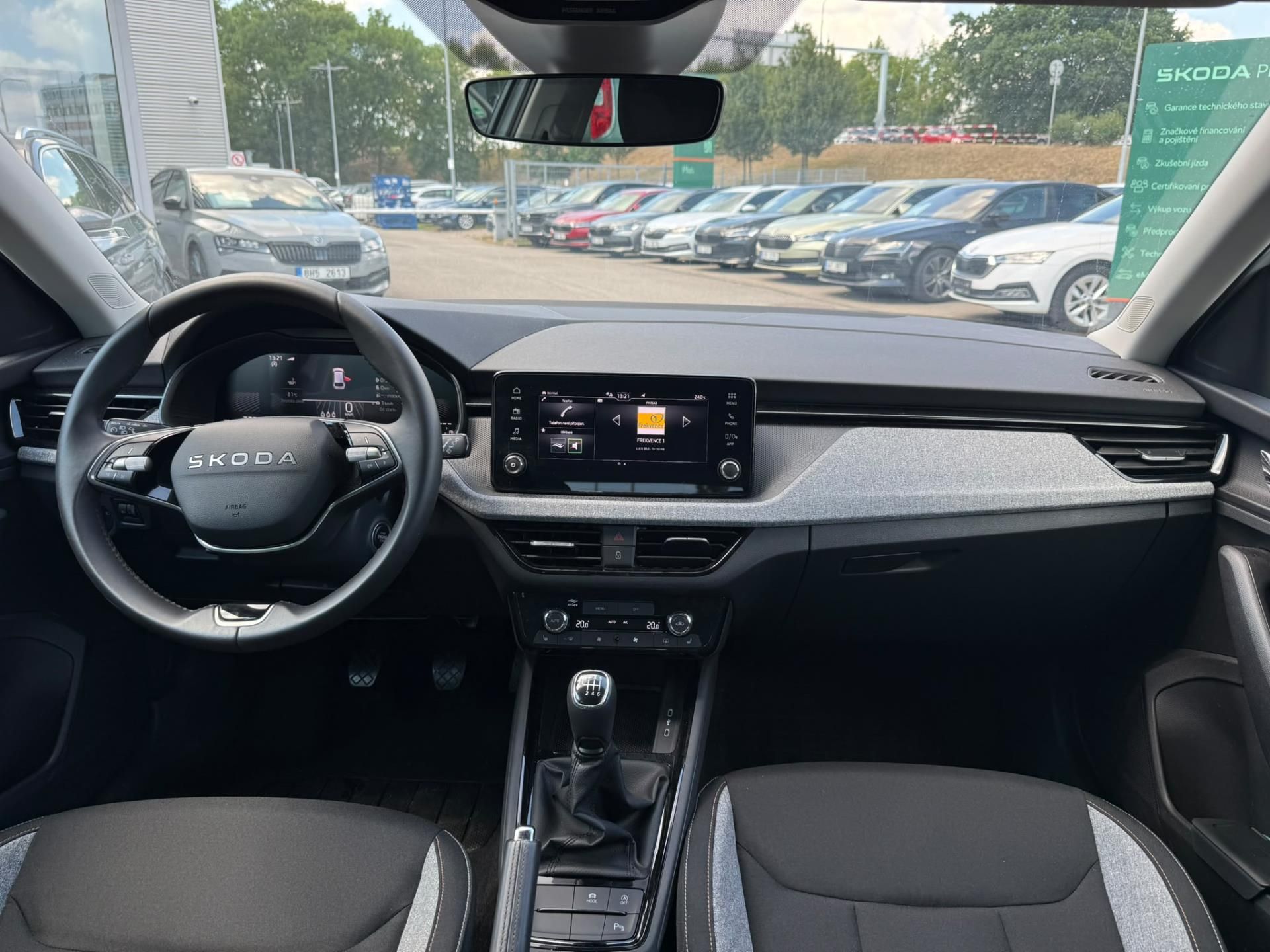 Škoda Scala, Selection 1.0 TSI 85kW - fotka 5