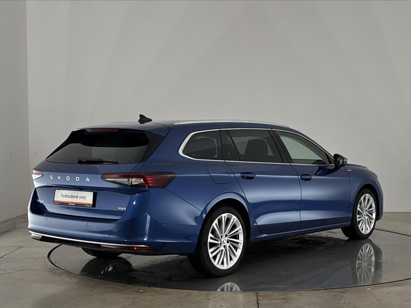 Škoda Superb, 2.0 TDI / 142 kW L&K 4x4 DSG - fotka 2