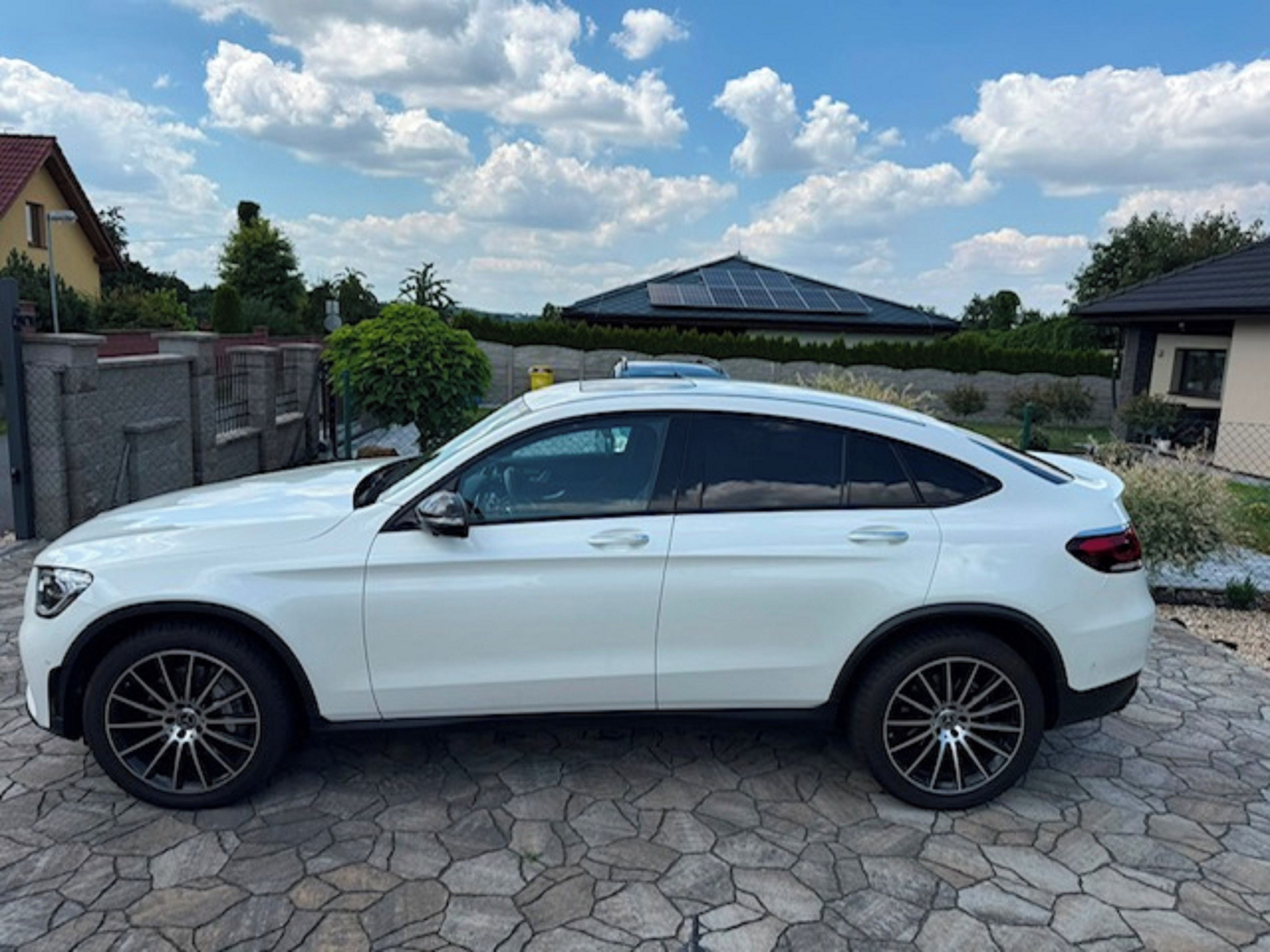 Mercedes-Benz GLC, Mercedes GLC 300d 4M kupé - fotka 2