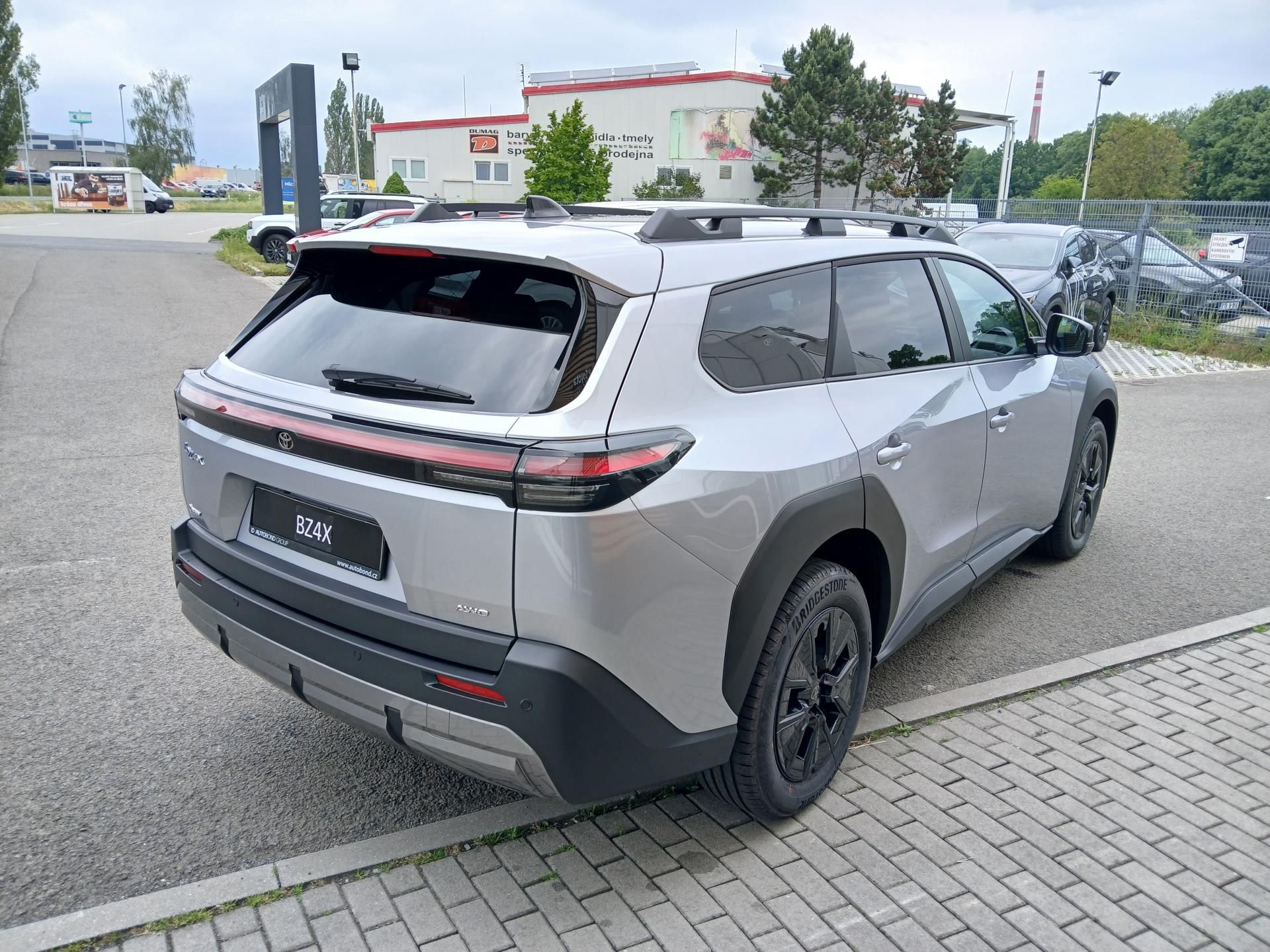Toyota bZ4X, BEV 4x4 Style 74,4kWh - fotka 5