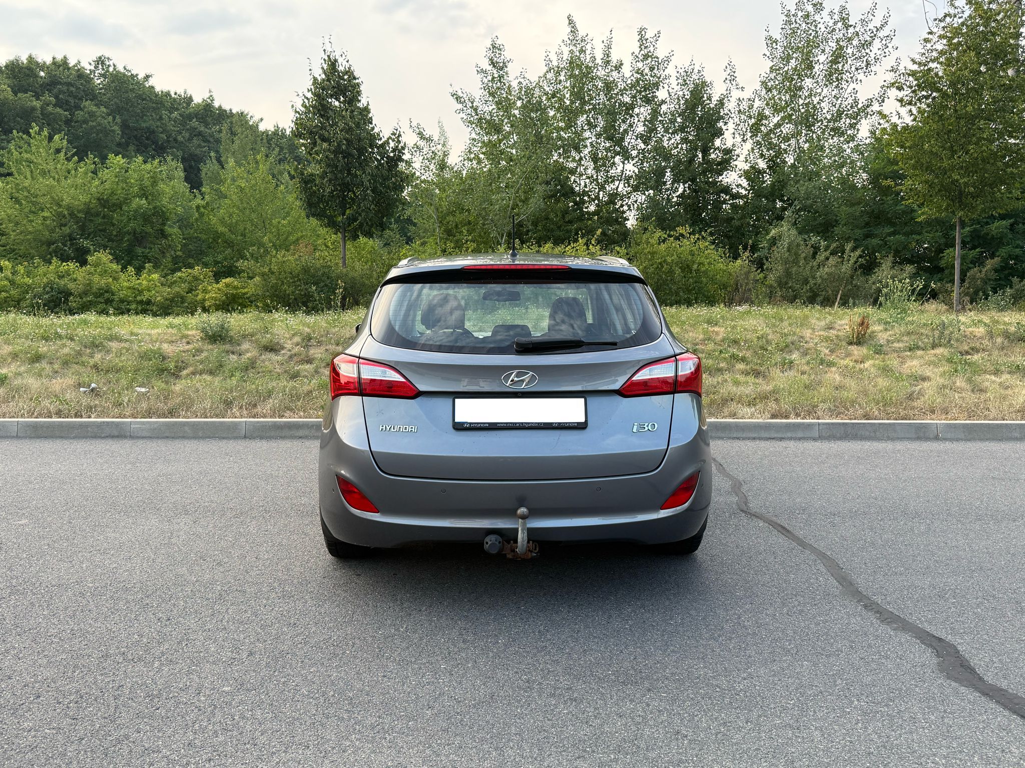Hyundai i30, 1.6 GDI 99kw, Trikolor, 1M ČR, - fotka 4