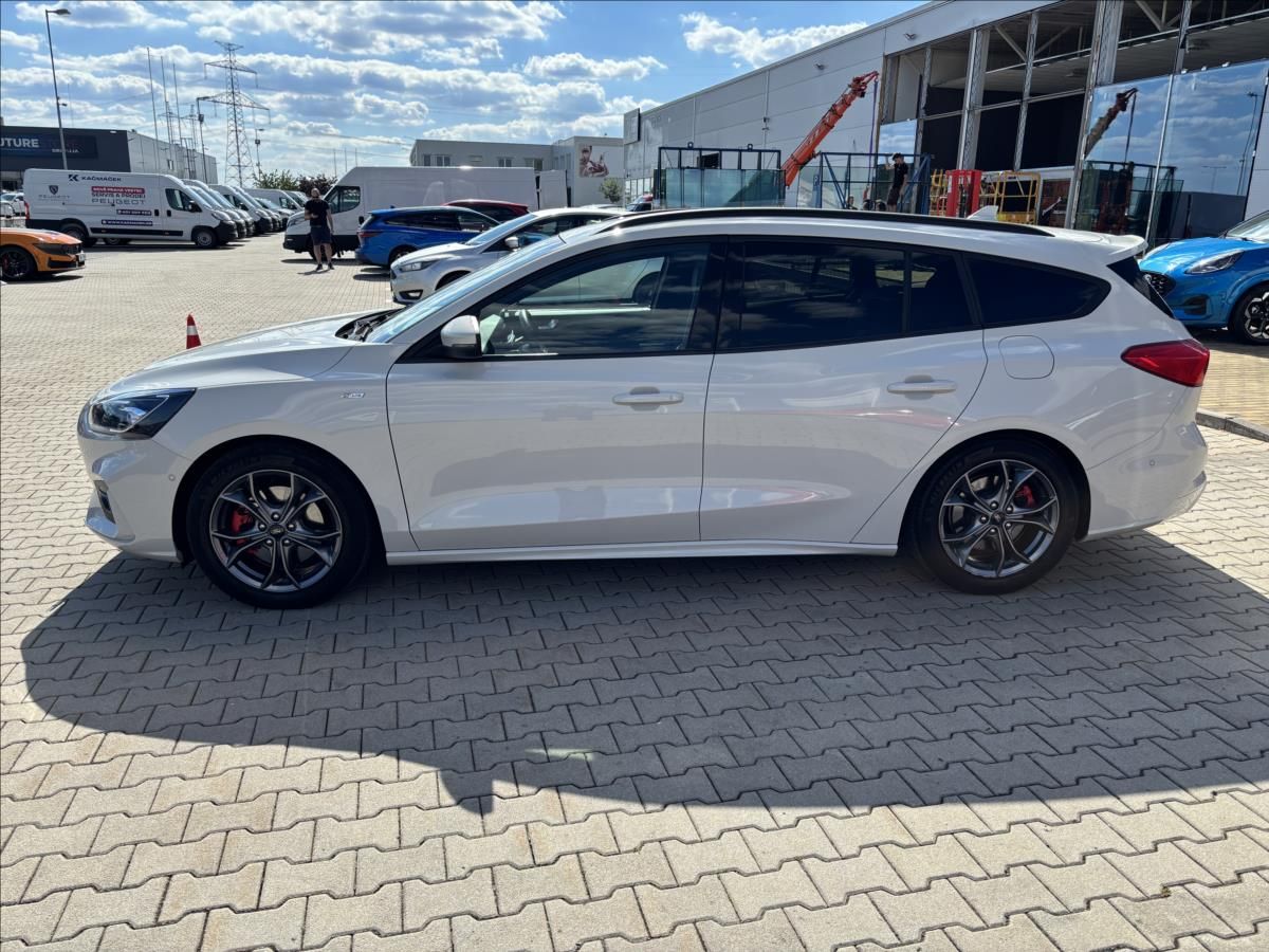 Ford Focus, 1,5 EcoBlue 88 kW ST-line - fotka 2