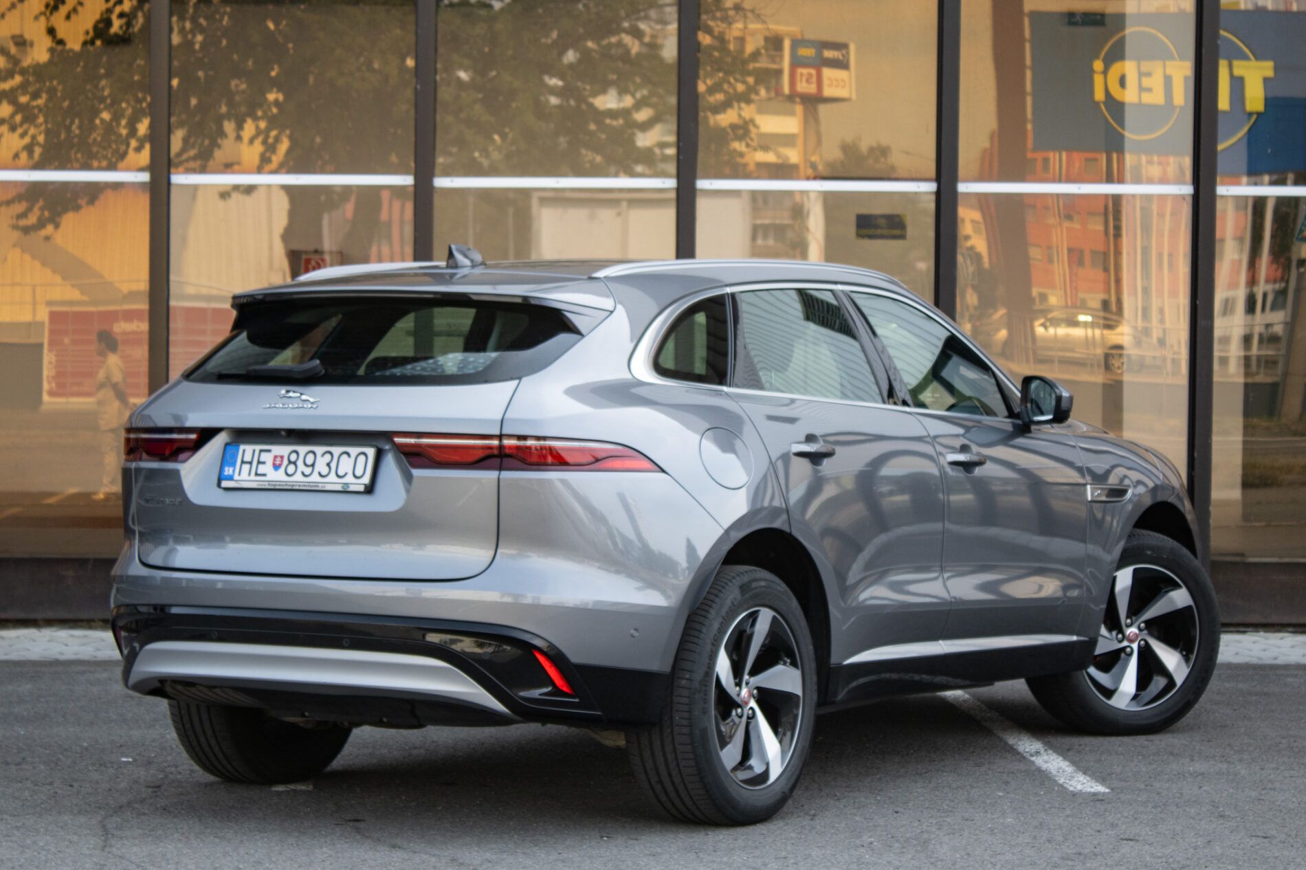 Jaguar F-Pace - fotka 5