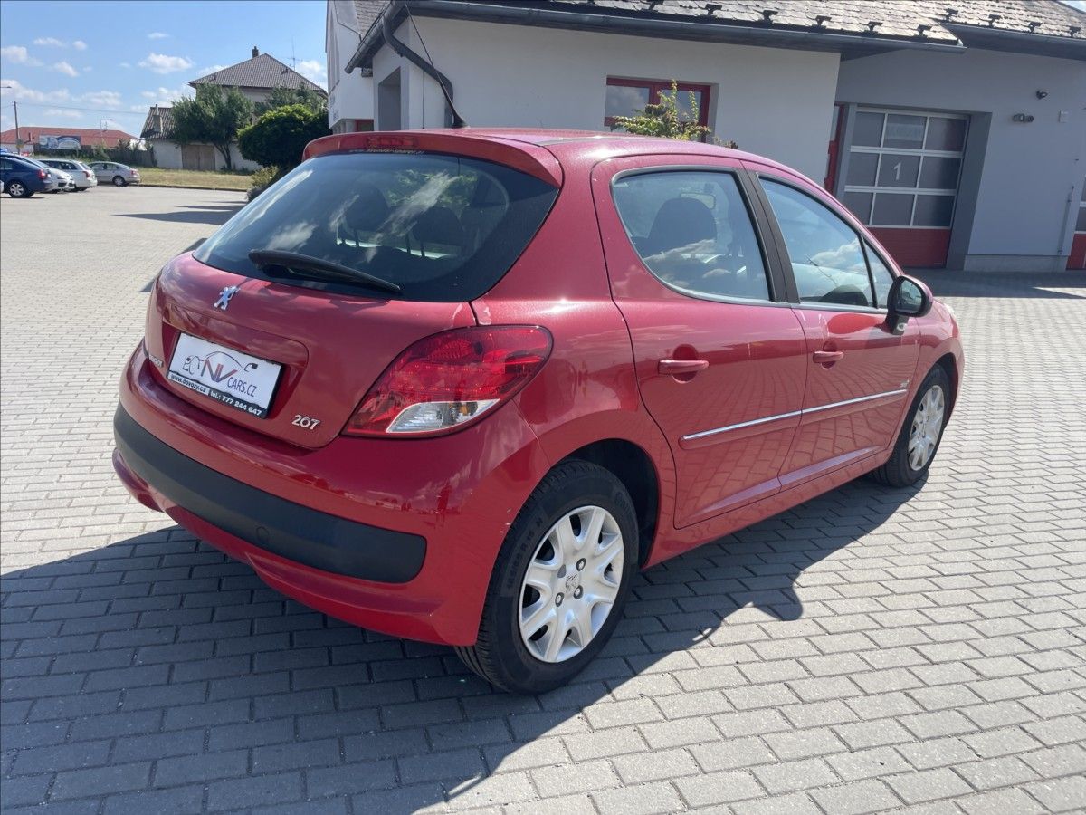 Peugeot 207, 1,4 i 54kw Klima ESP - fotka 4
