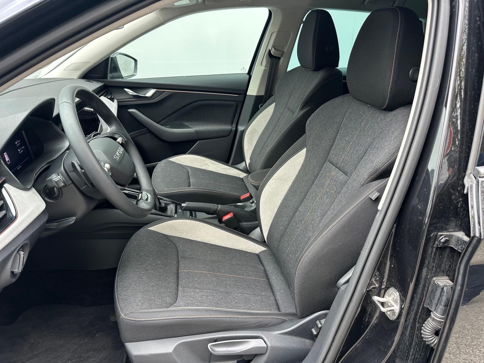 Škoda Scala, Scala 1.0 TSI 85kW Top - fotka 6