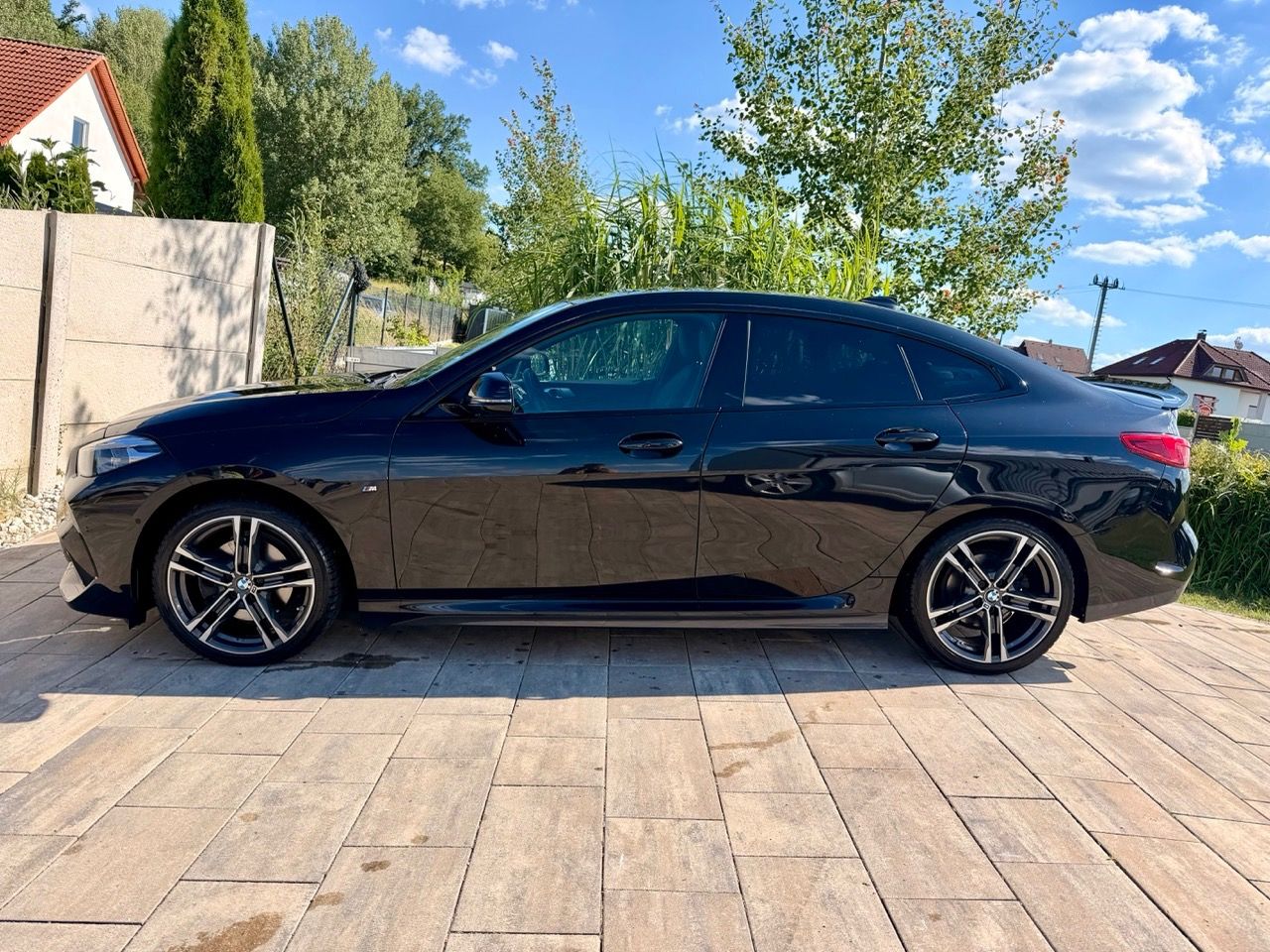 BMW Řada 2, Grand Coupé 218d M-Paket ČR TZ - fotka 2