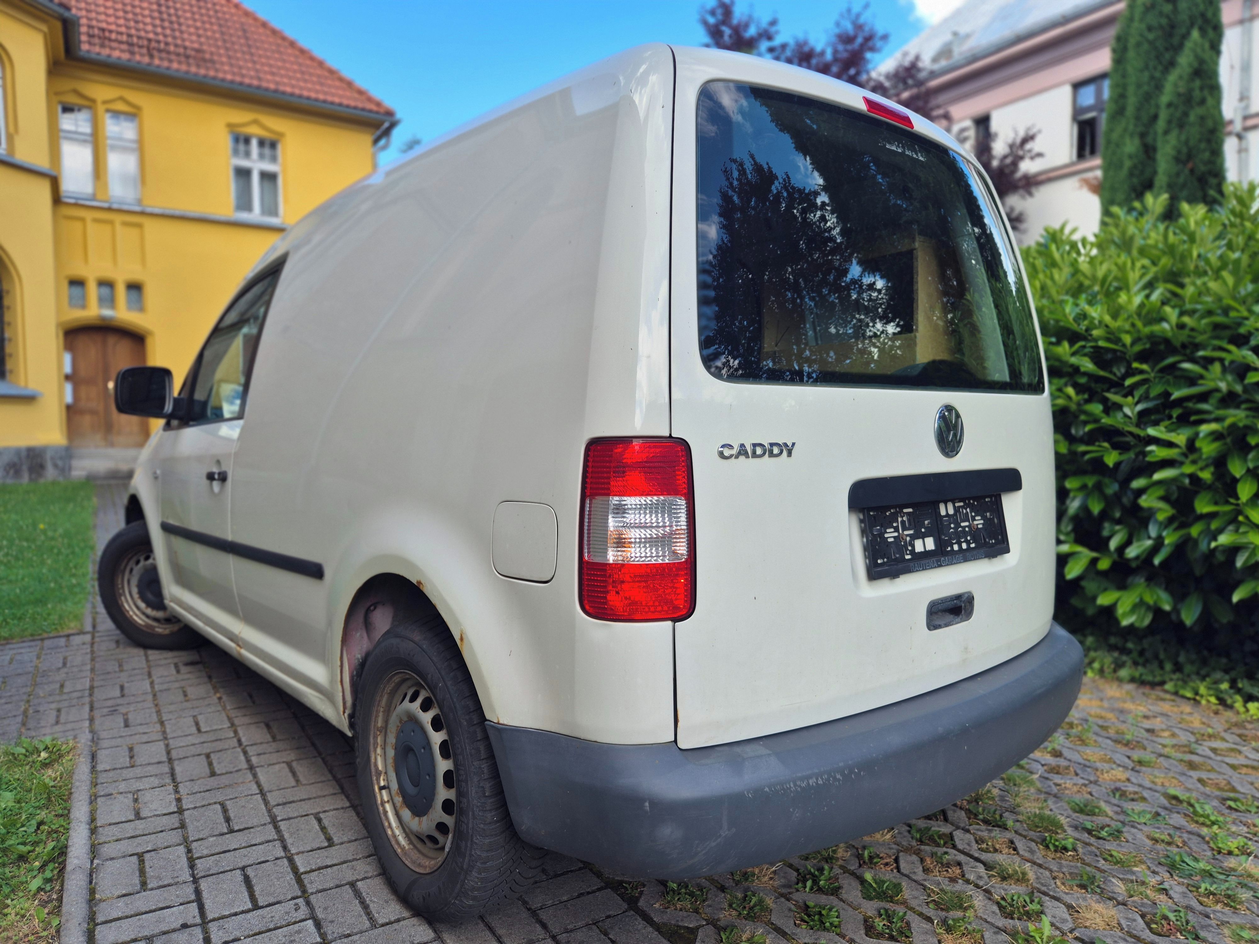 Volkswagen Caddy, 1 maj.plný servis nová STK - fotka 5