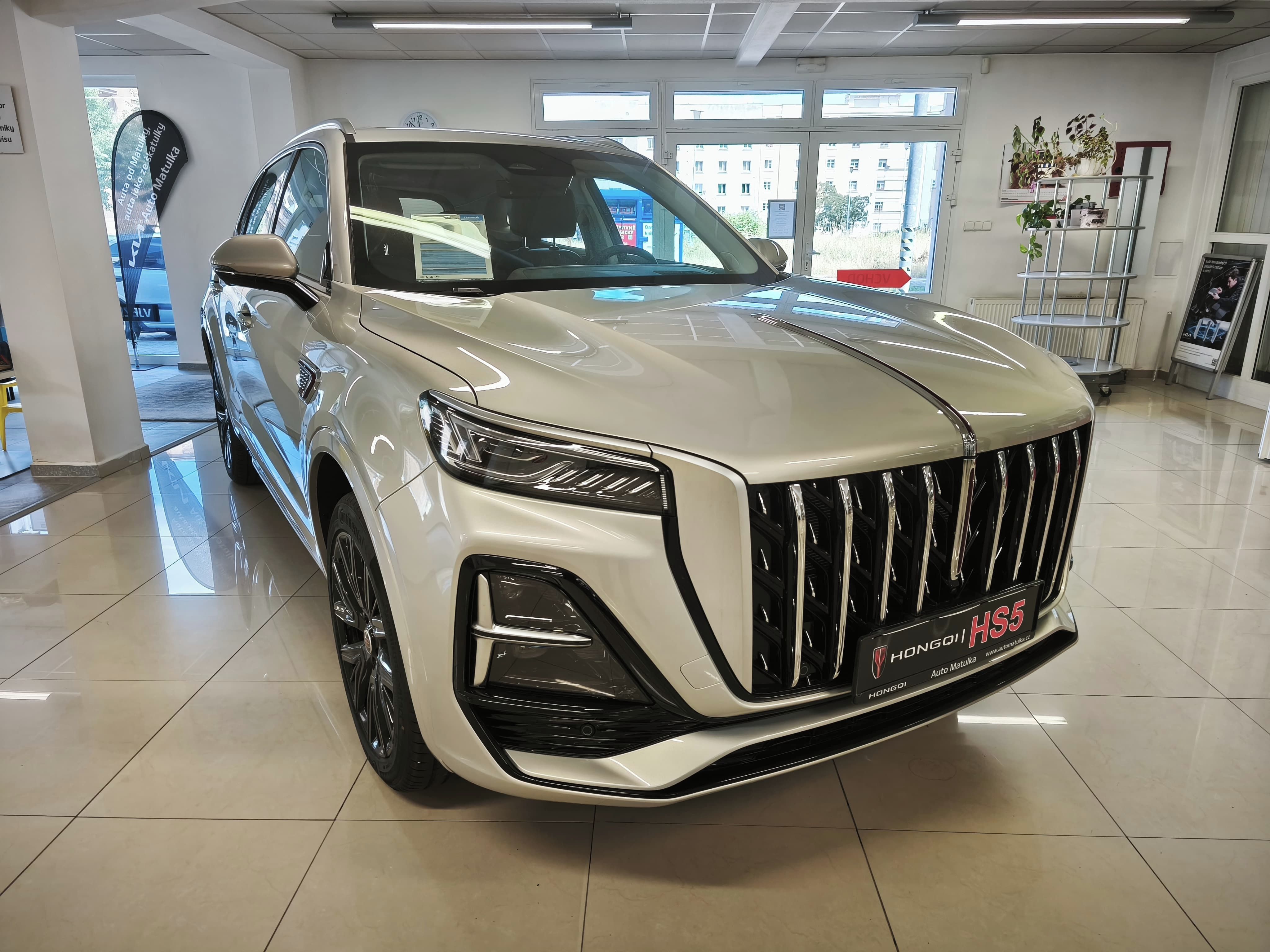 Hongqi HS5, 2.0T Executive 4W PlatinumGold - fotka 2