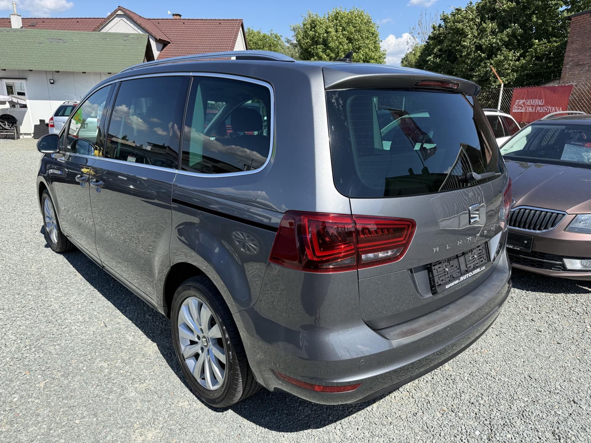 Seat Alhambra, 2.0 TDI STYLE 7 MÍST - fotka 4