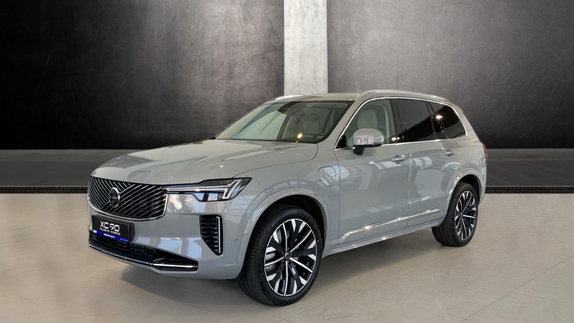 Volvo XC90, ULTRA BRIGHT, T8 AWD, 228+107