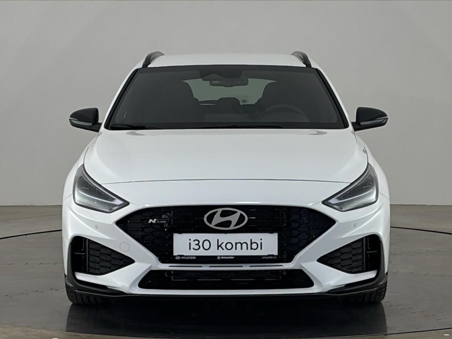 Hyundai i30, 1.6 T-GDI / 110 kW GO Czech N - fotka 4