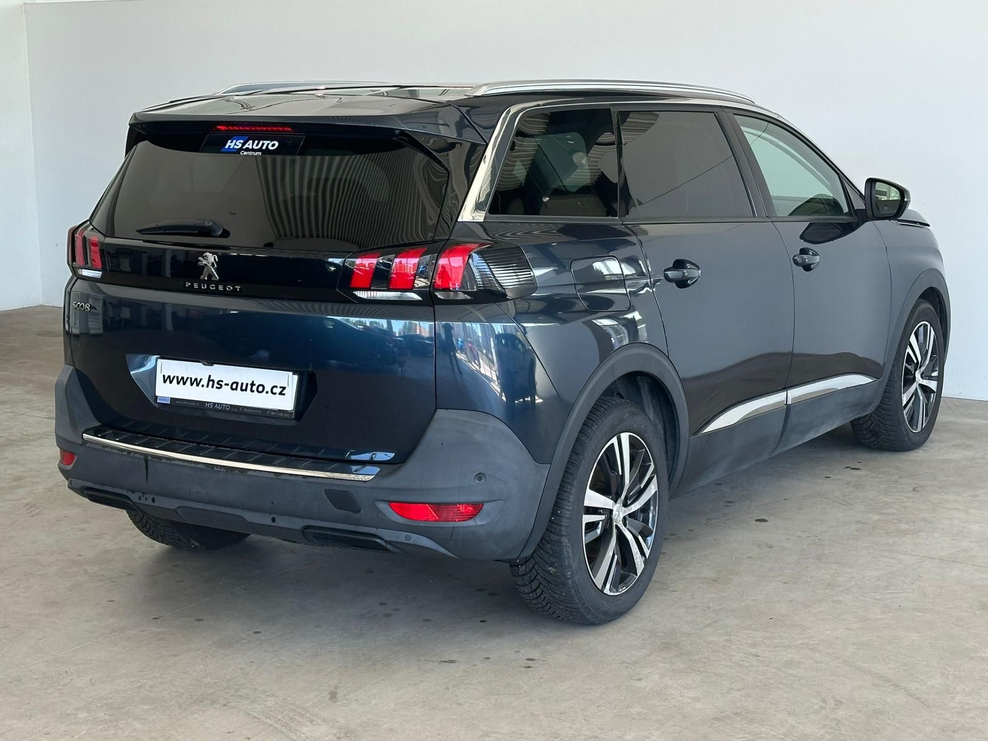Peugeot 5008, 1.2PureTech,ALLURE,DPH,130HP - fotka 4