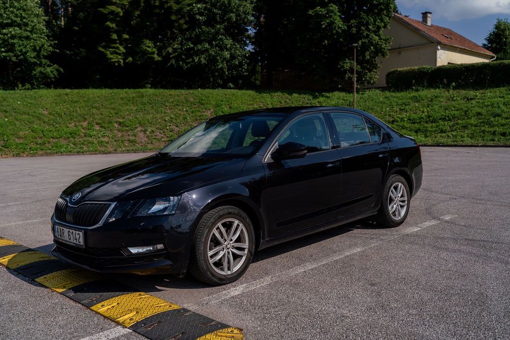 Škoda Octavia, 1.6 TDI - Servisováno