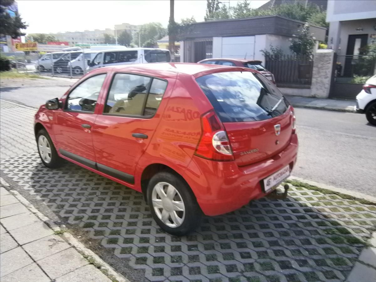 Dacia Sandero, 1,2 i 55 KW - fotka 4