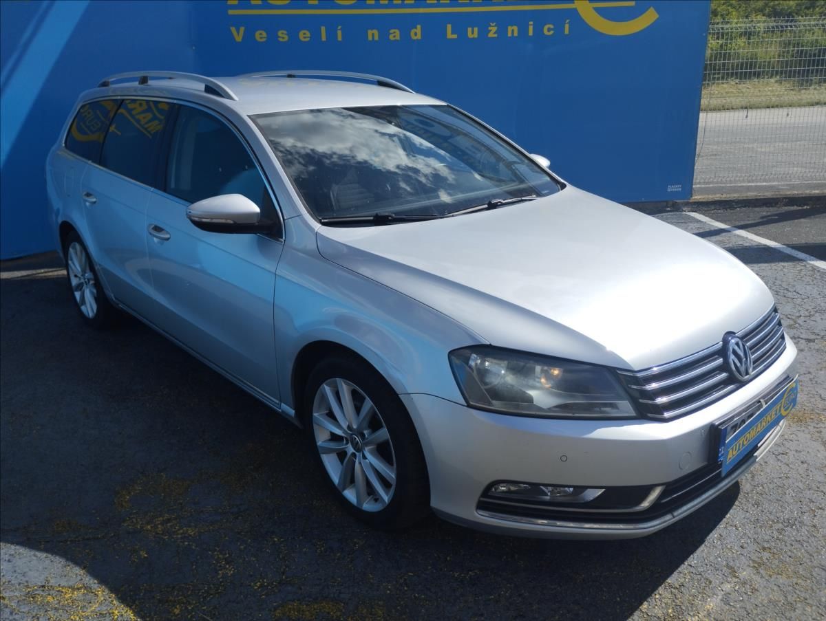 Volkswagen Passat, 2,0 TDi 103KW DSG - fotka 3