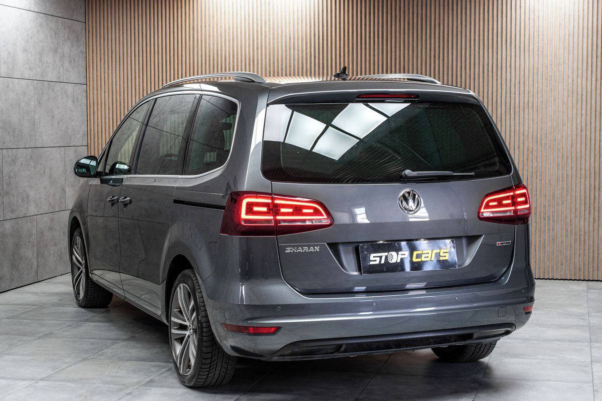 Volkswagen Sharan, 2.0 TDI 4x4*DSG*TAŽNÉ*WEBASTO* - fotka 4