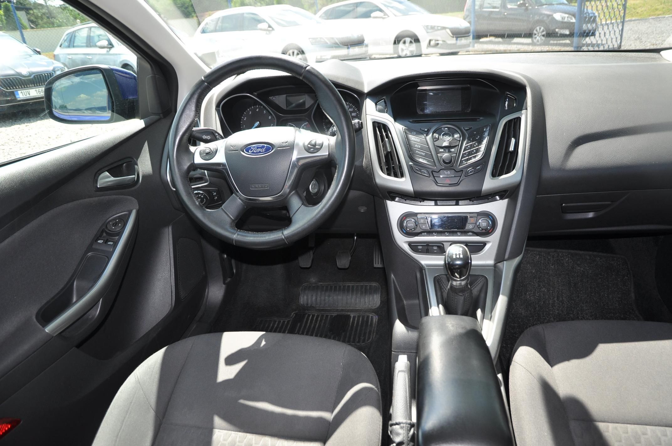 Ford Focus, 1.0i EcoBoost 74kW - fotka 5