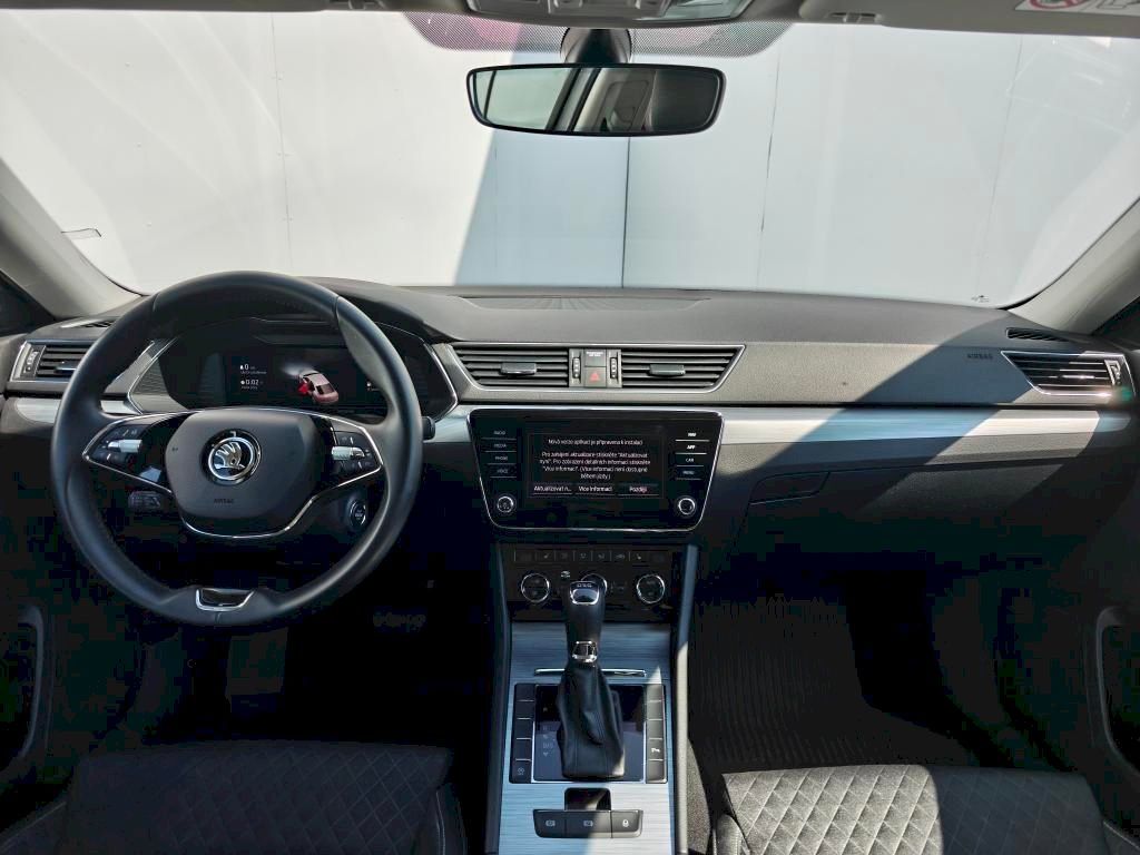 Škoda Superb, 2,0TDI / 110kW Ambition DSG - fotka 5