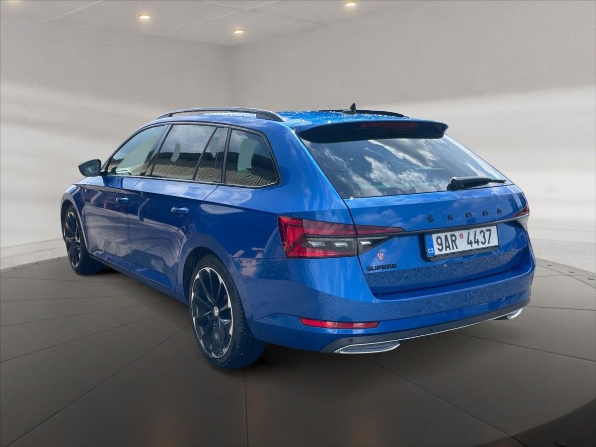 Škoda Superb, 2,0 TDI 110 Sportline DSG - fotka 4