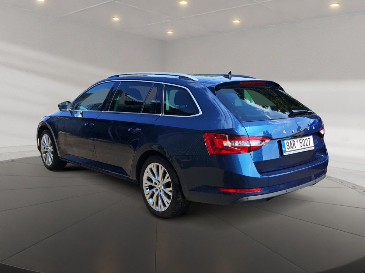 Škoda Superb, 2,0 TDI 110 Style DSG - fotka 5