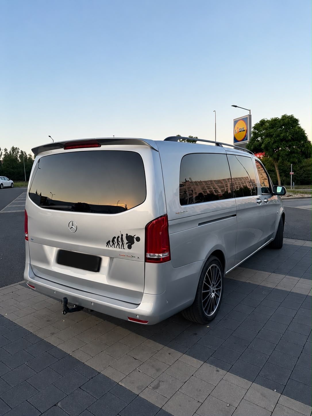 Mercedes-Benz Vito, Mercedes-Benz Vito XL - fotka 2