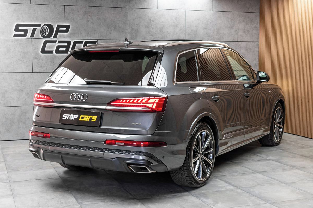 Audi Q7, 55 TFSI e *S-LINE*4x4*AIR*DPH* - fotka 6
