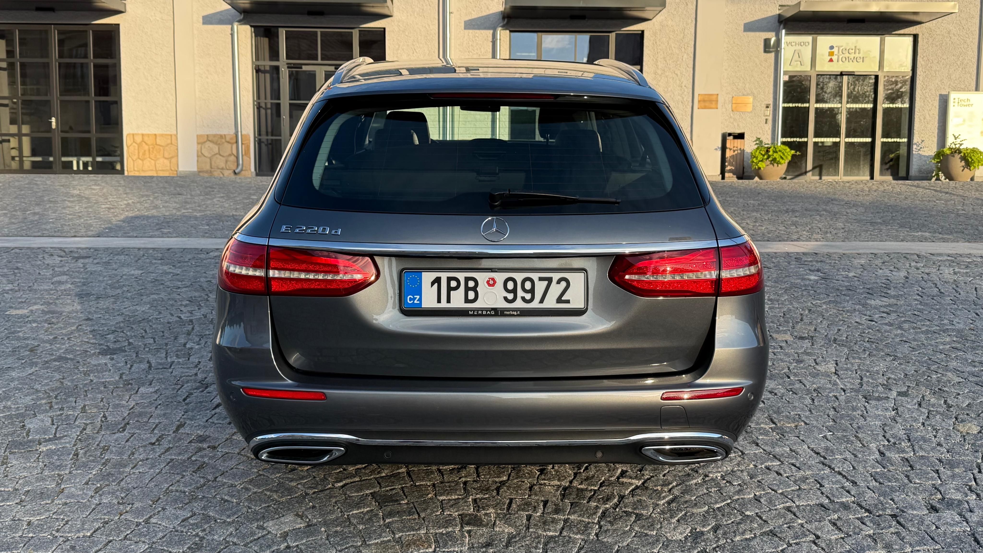 Mercedes-Benz Třídy E, 220d 143 kW, servisní kniha - fotka 6