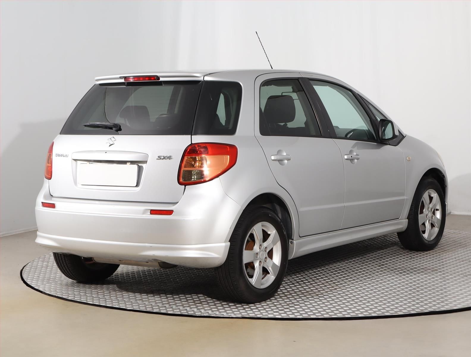 Suzuki SX4, 1.6 VVT, Serv.kniha - fotka 5