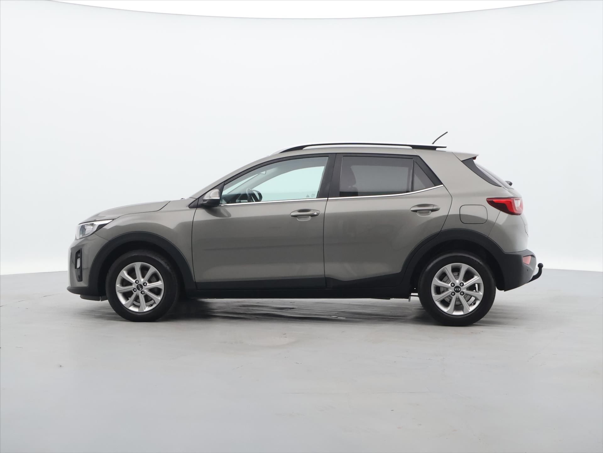 Kia Stonic, 1,3 CVVT 62 kW Spirit 1.Maj Ta - fotka 4