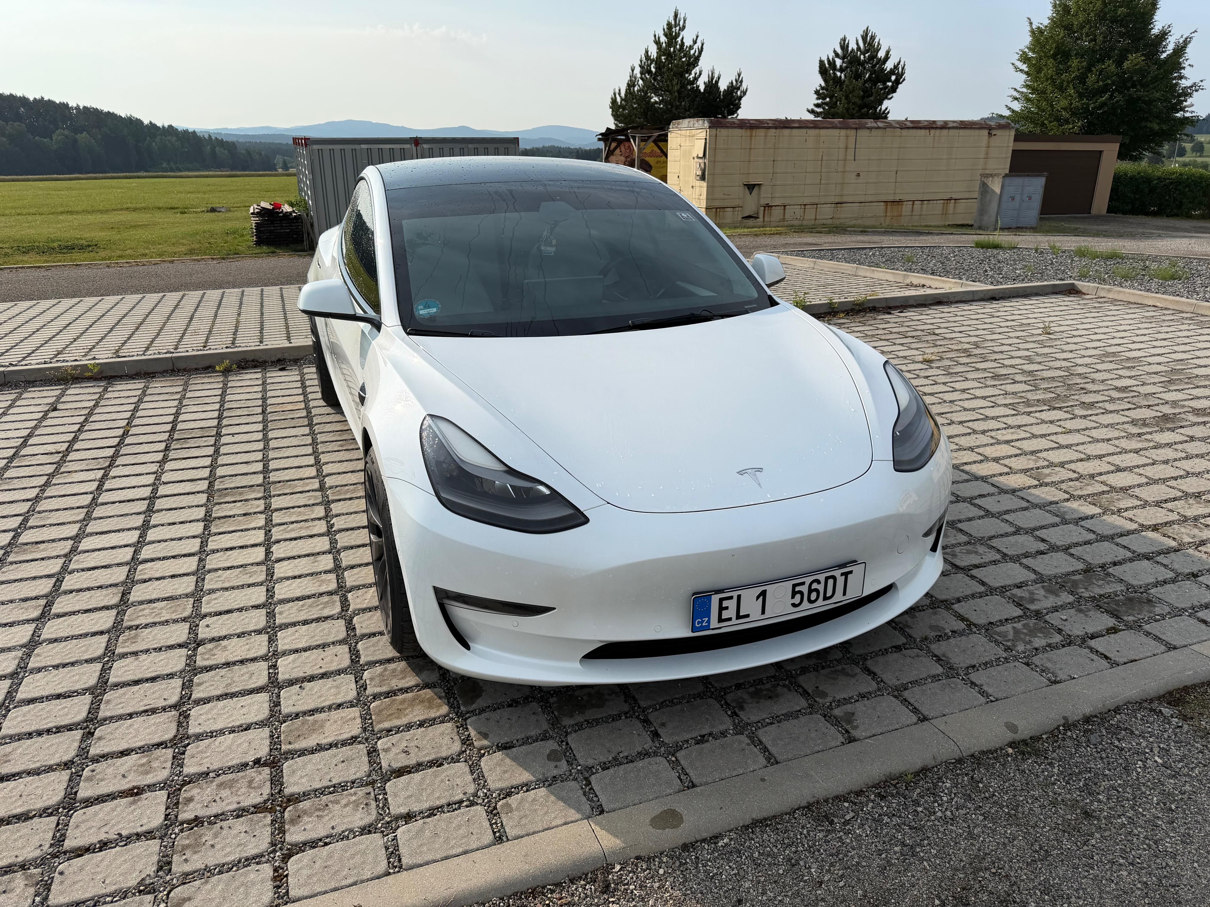 Tesla Model 3, Tesla Model 3 Performance DPH - fotka 3