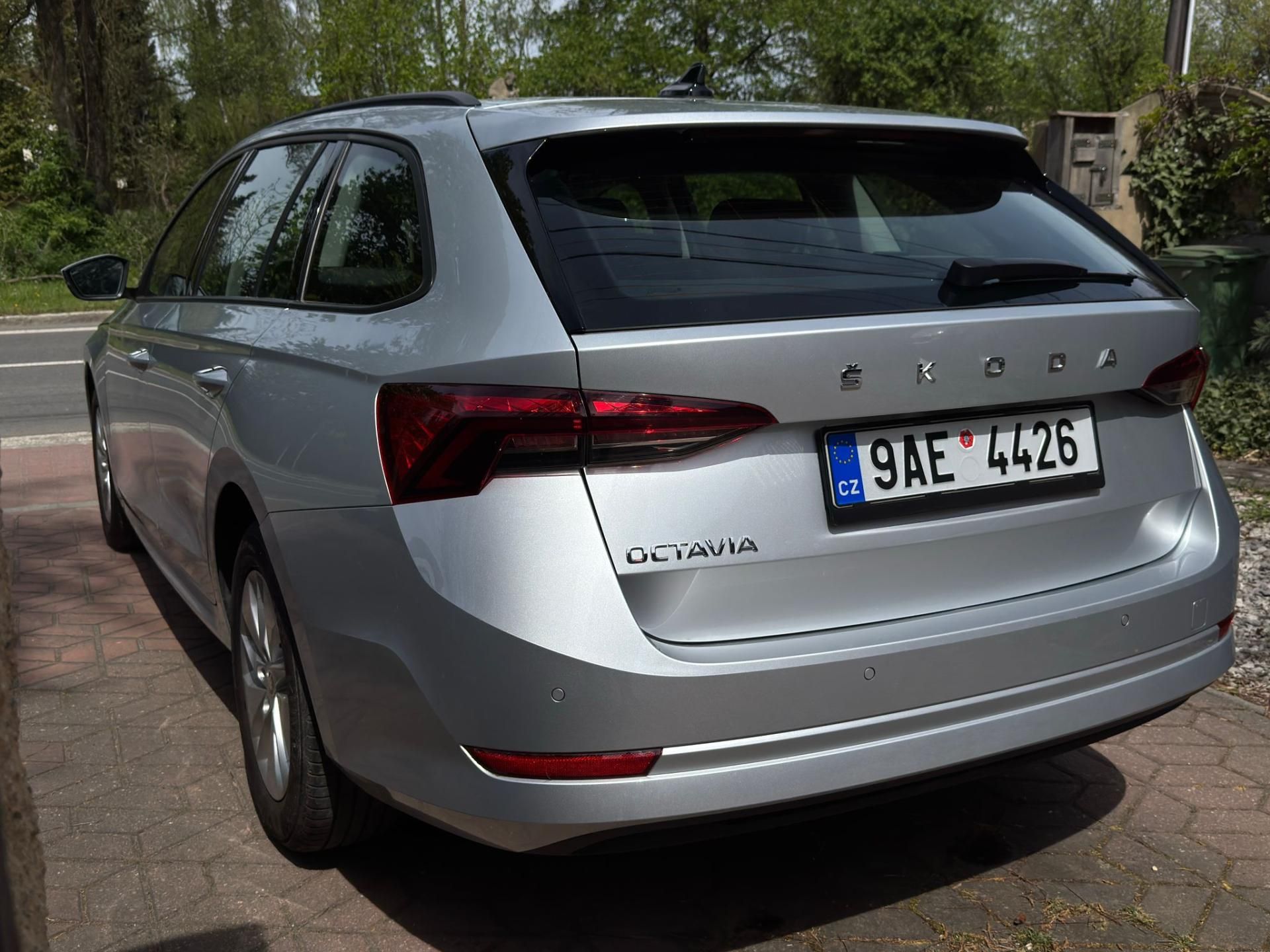 Škoda Octavia, 2.0  1.MAJ.ČR NEHAVAR. ZÁRUKA - fotka 4