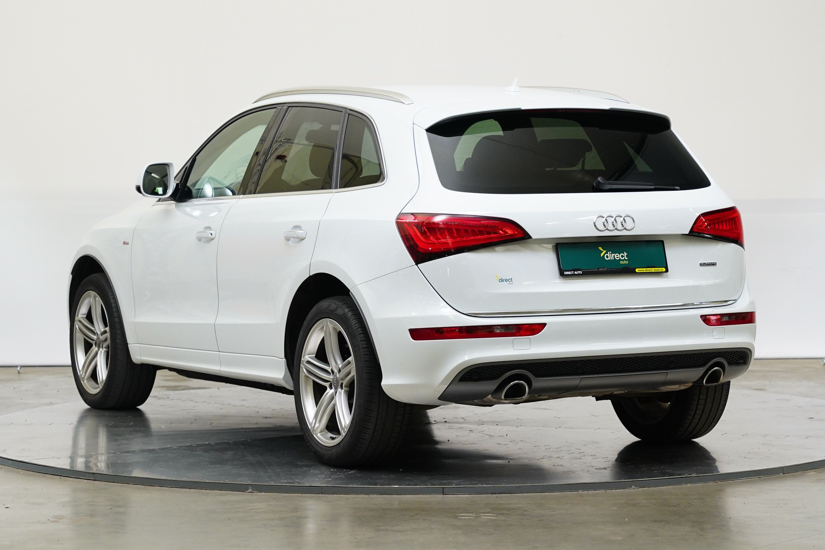 Audi Q5, 3.0 TDI 190 kW quattro S line - fotka 4