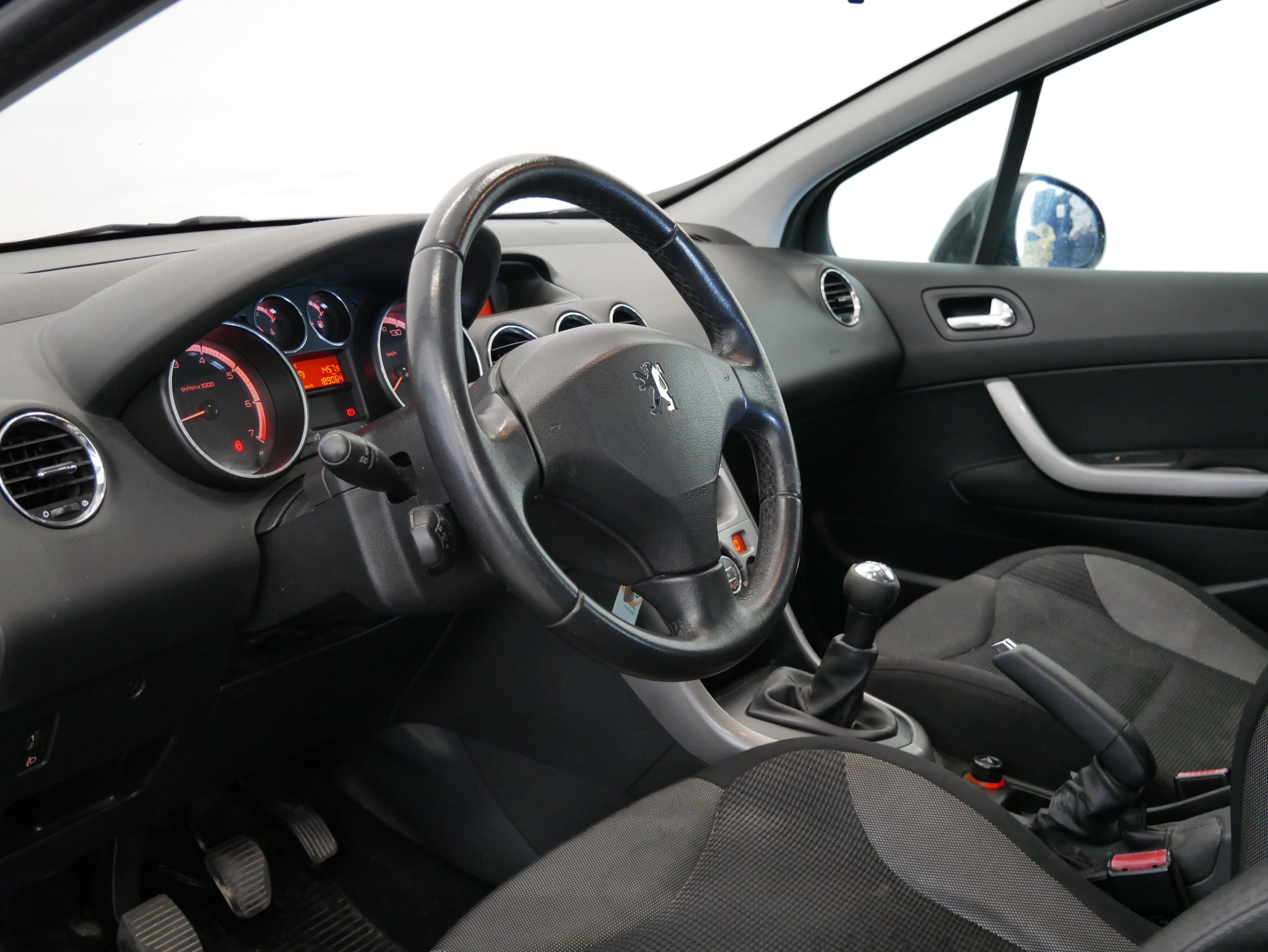 Peugeot 308, 1.6i 16V 88kW - fotka 5